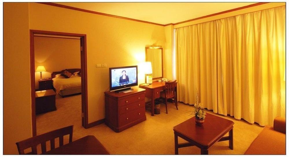 Wuxi Grand Hotel Zewnętrze zdjęcie