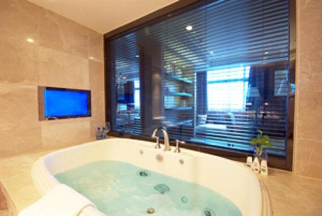 Wuxi Grand Hotel Zewnętrze zdjęcie