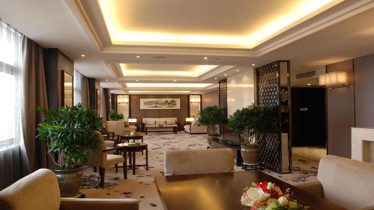 Wuxi Grand Hotel Zewnętrze zdjęcie